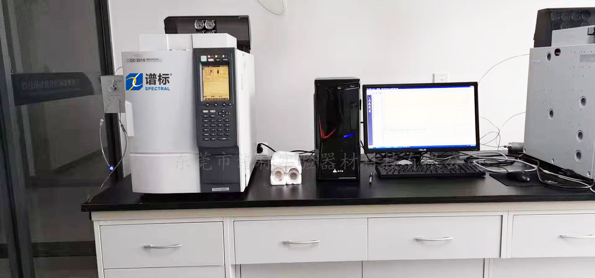 寧夏某大型檢測公司購買我司二手島津氣相色譜GC-2014（雙進樣口 ，雙FID）